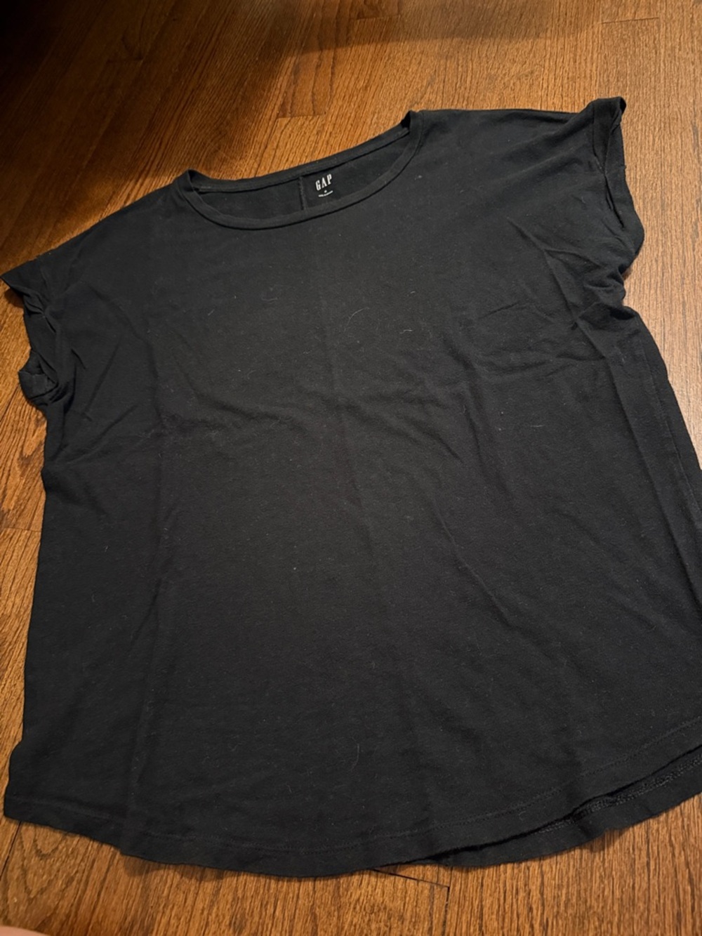GAP Black Short Sleeve Crewneck Tee